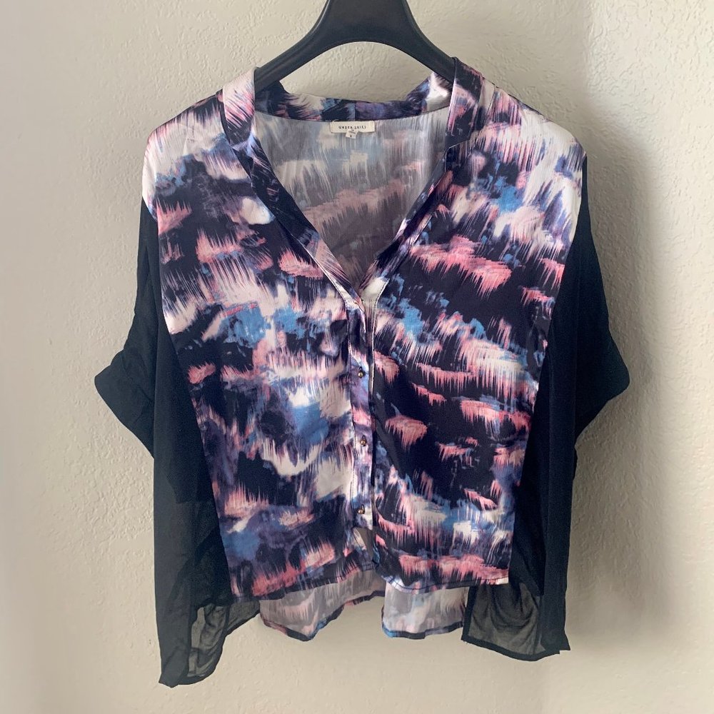 Retro style flowy shirt